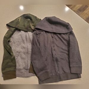 Hoodies Sweatshirts bundle, size 4T